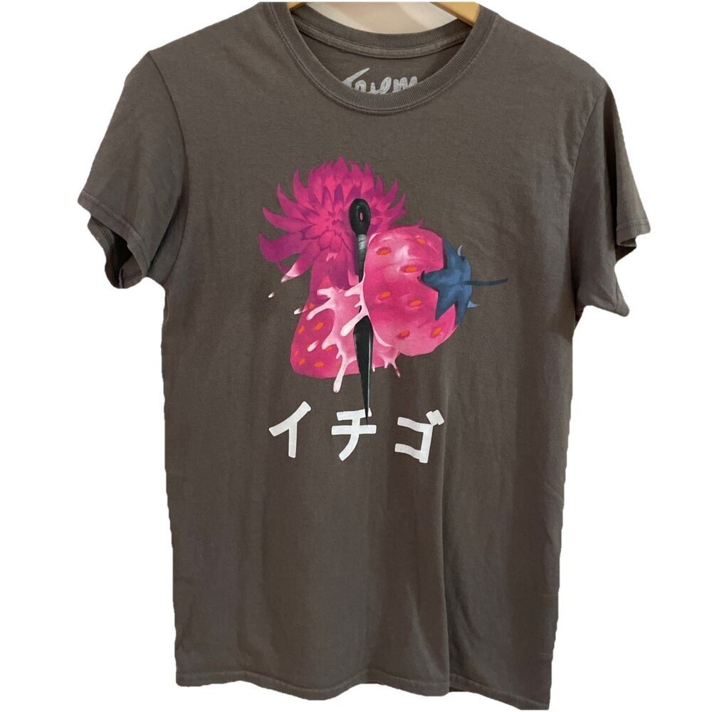 Totem Kunai Knife Sliced Strawberry T-Shirt Unisex Small Asian 100% Cotton Ninja